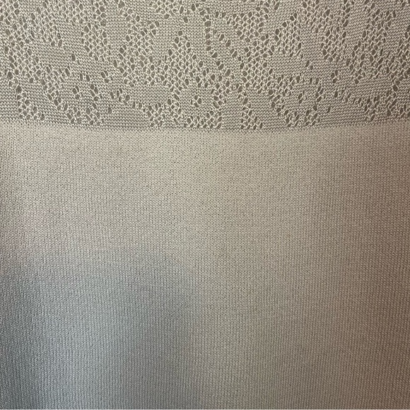 St. John Couture Beige Gray Knit Sleeveless Top Shell Size Large - Picture 5 of 5